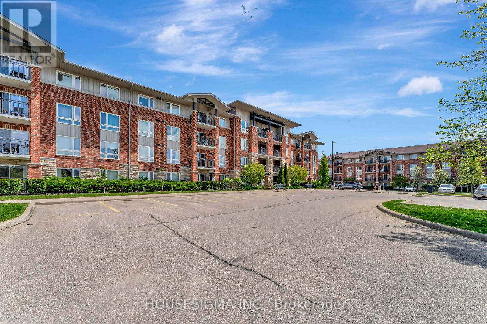 108 - 60 Lynnmore Street, Guelph, Ontario  N1L 0J8 - Photo 2 - X12158406