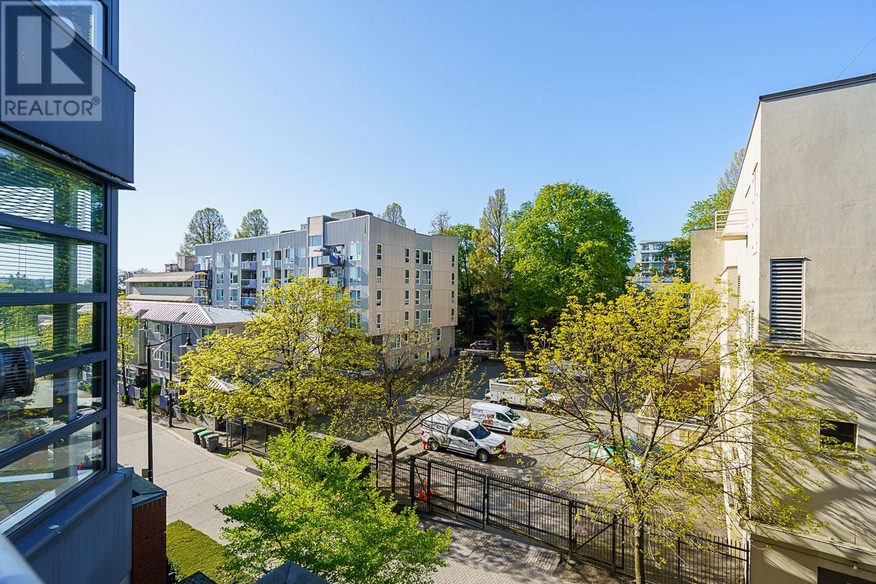 411 2228 Marstrand Avenue, Vancouver, British Columbia  V6K 4T1 - Photo 19 - R2998666
