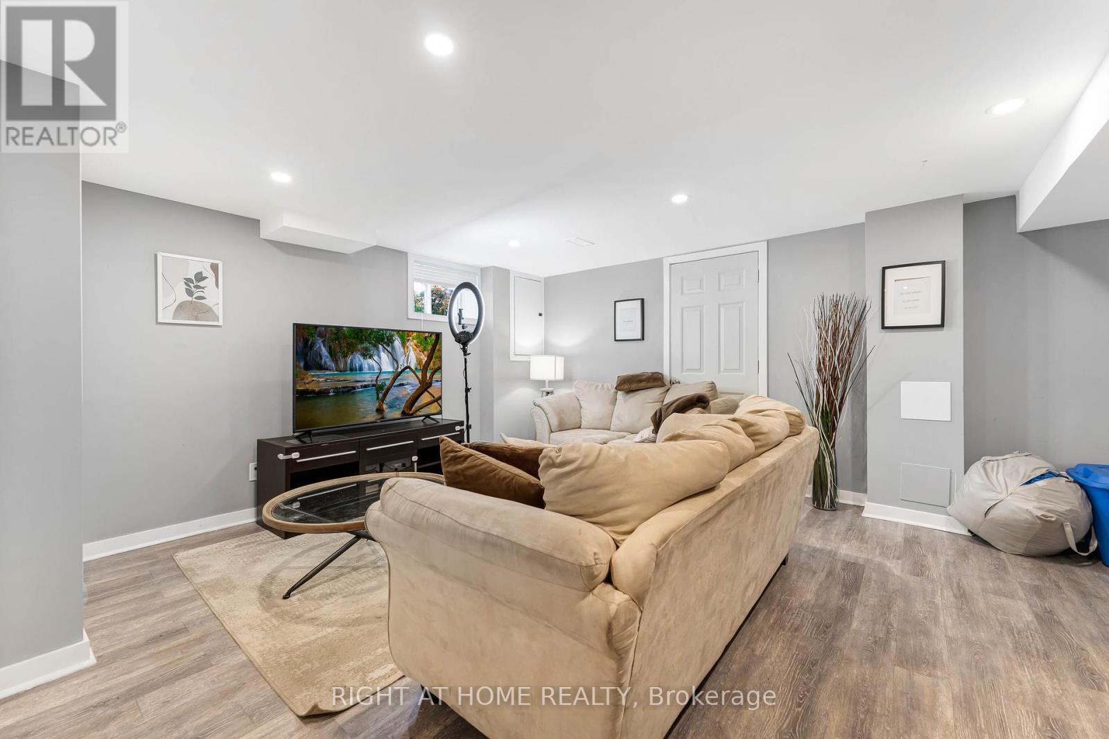 2216 Prospect Avenue, Ottawa, Ontario  K1H 7G3 - Photo 17 - X12158434