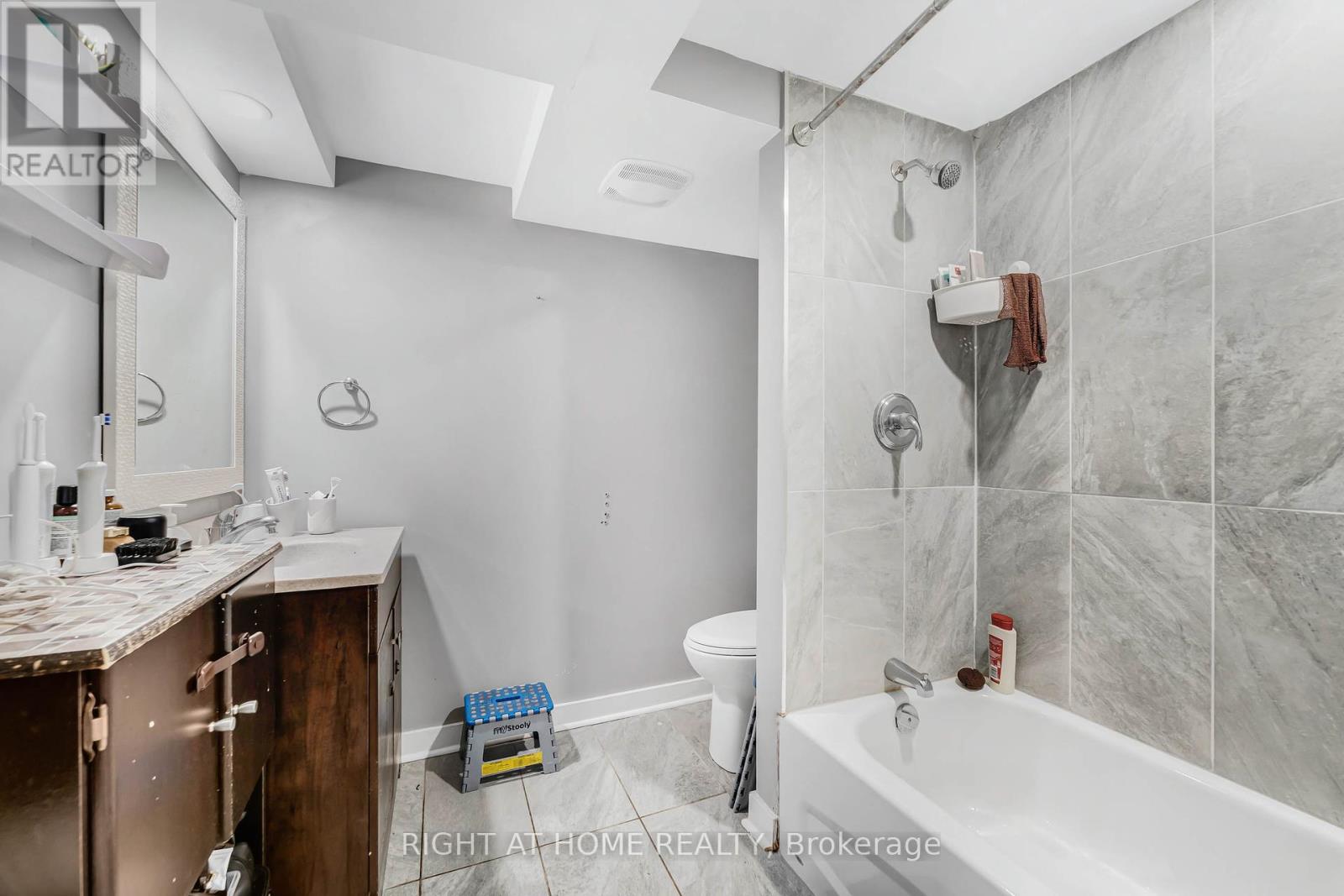 2216 Prospect Avenue, Ottawa, Ontario  K1H 7G3 - Photo 22 - X12158434