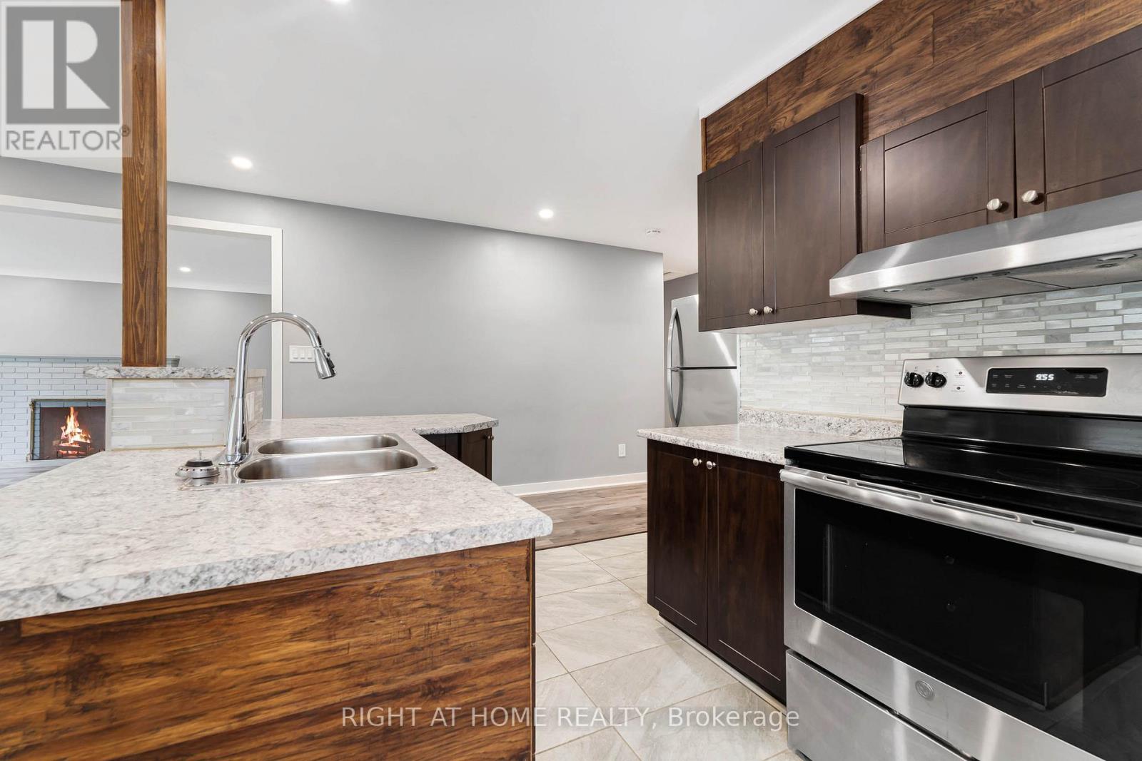 2216 Prospect Avenue, Ottawa, Ontario  K1H 7G3 - Photo 8 - X12158434