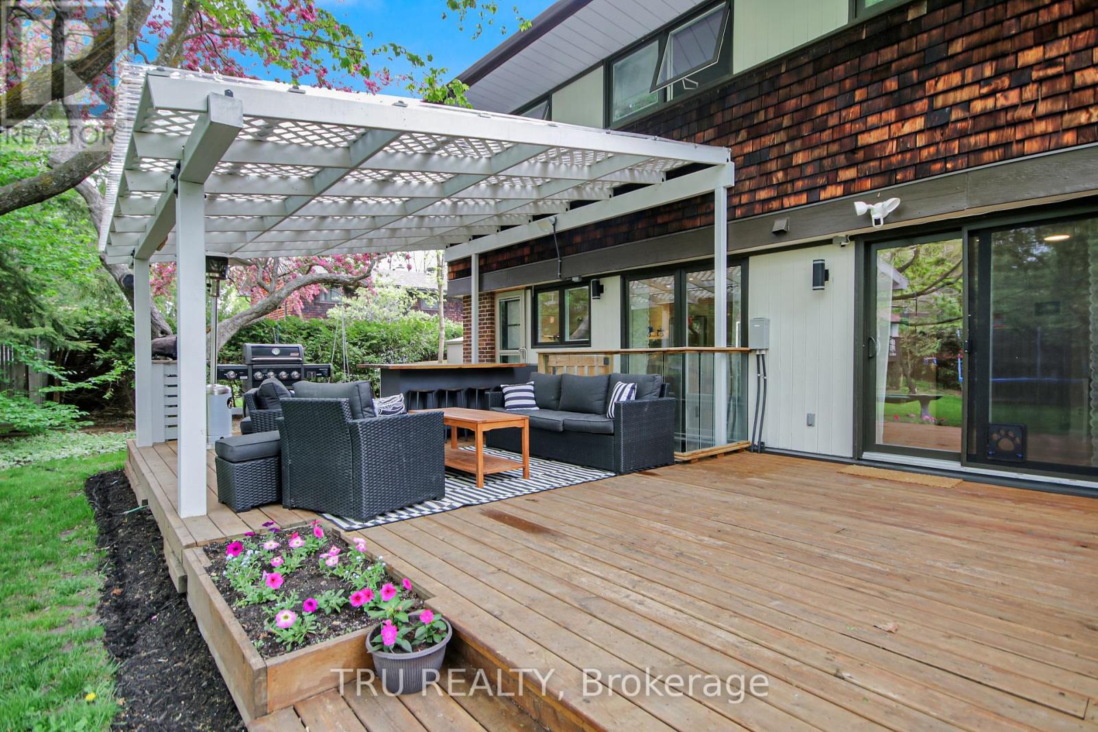 36 Varley Drive, Ottawa, Ontario  K2K 1G2 - Photo 18 - X12158510