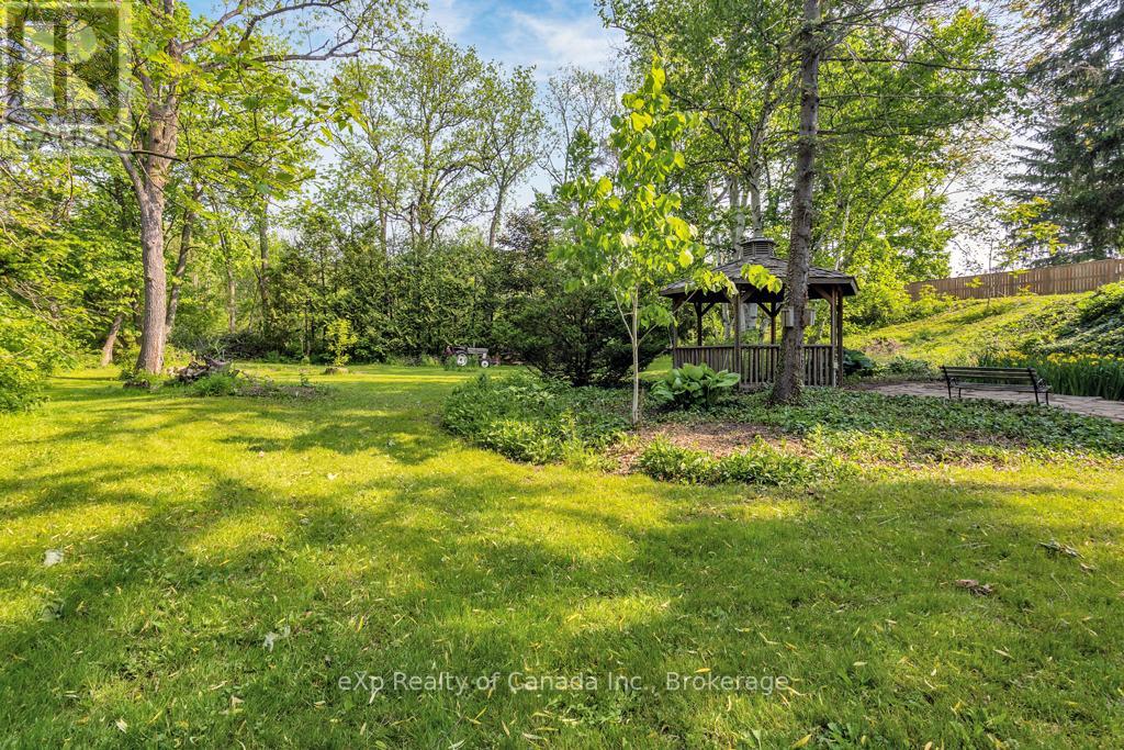 132 North Street E, Tillsonburg, Ontario  N4G 1B5 - Photo 17 - X12155708