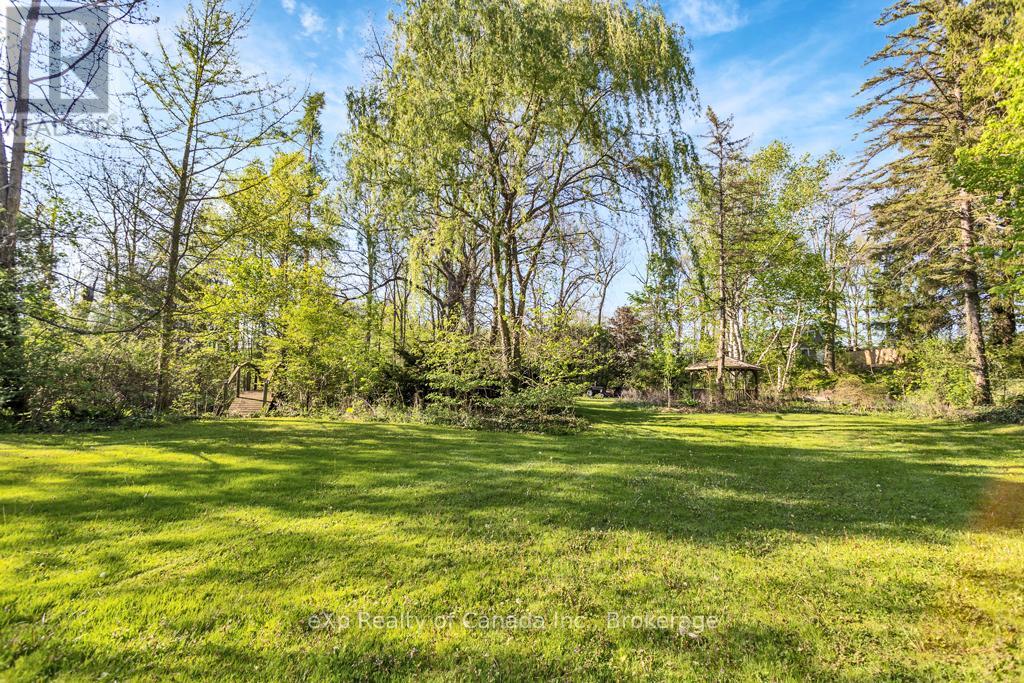 132 North Street E, Tillsonburg, Ontario  N4G 1B5 - Photo 23 - X12155708