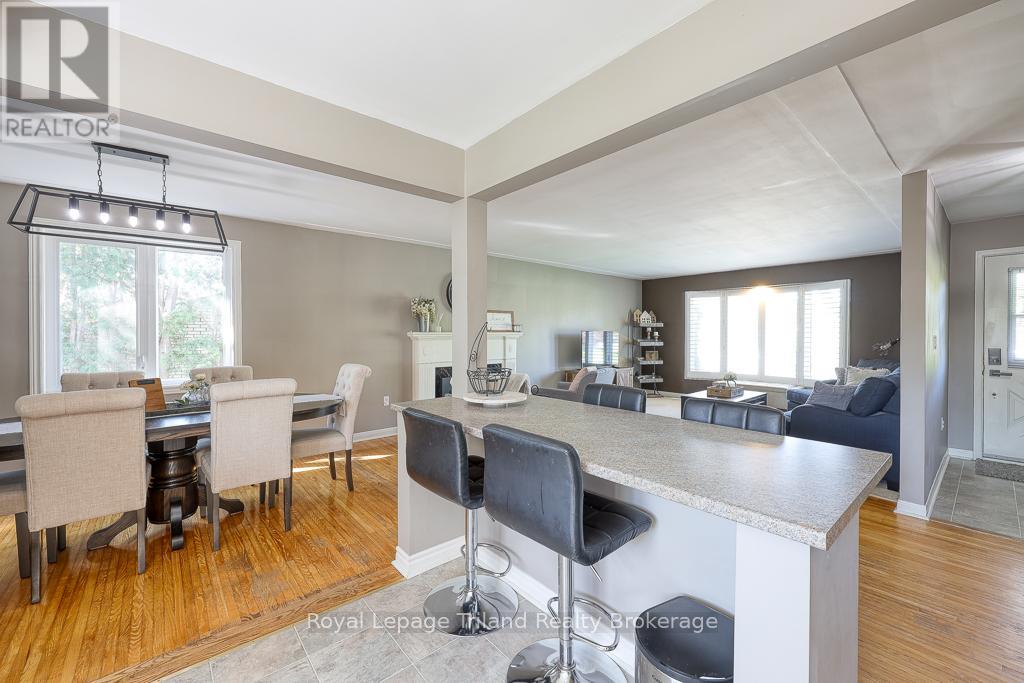 192 Greenleaf Crescent, Woodstock, Ontario  N4S 7K8 - Photo 16 - X12158412