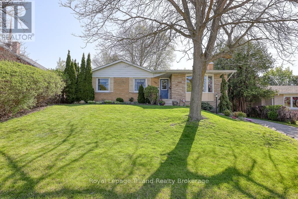 192 Greenleaf Crescent, Woodstock, Ontario  N4S 7K8 - Photo 39 - X12158412