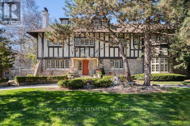 40 Castle Frank Crescent, Toronto, Ontario  M4W 3A3 - Photo 4 - C12111168