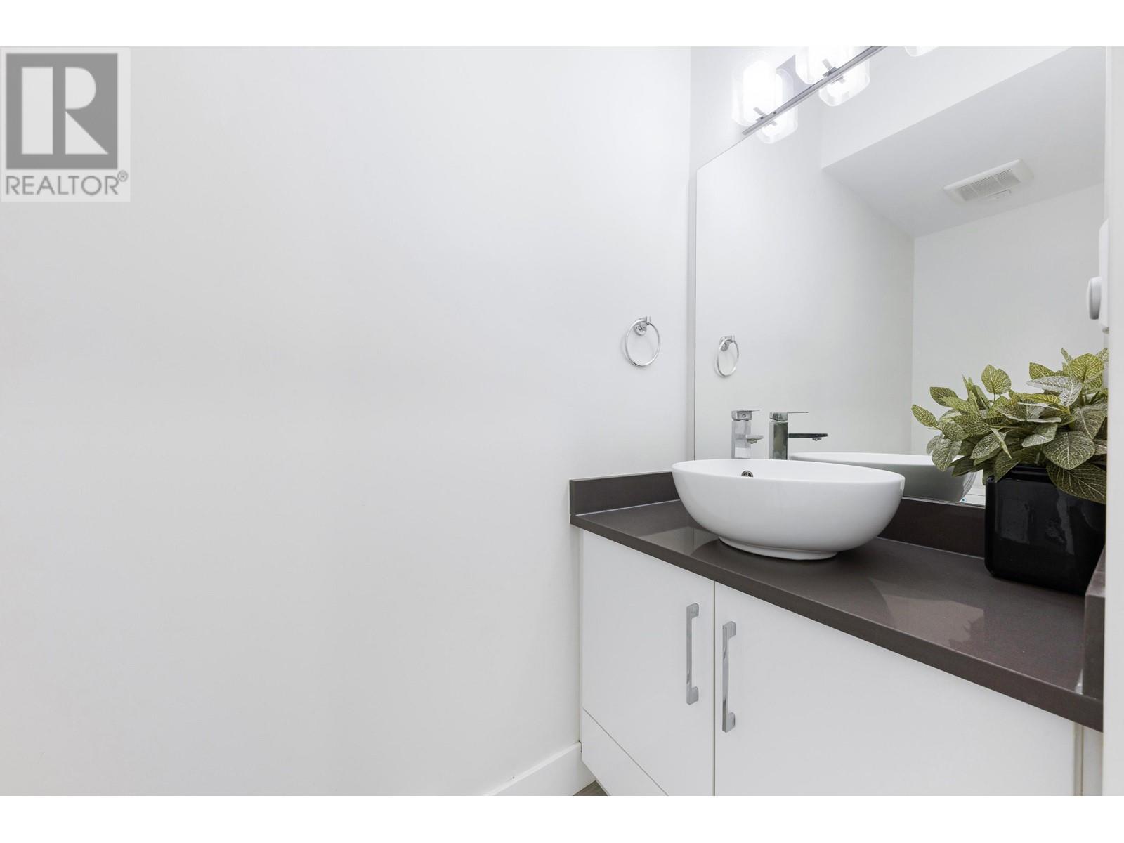 5055 Earles Street, Vancouver, British Columbia  V5R 3R8 - Photo 20 - R3004225