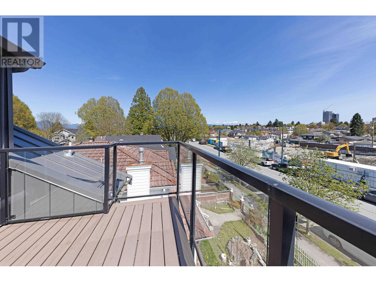 5055 Earles Street, Vancouver, British Columbia  V5R 3R8 - Photo 4 - R3004225