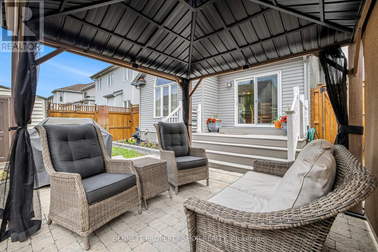 176 Macara Crescent, Ottawa, Ontario  K2K 0C9 - Photo 22 - X12151605