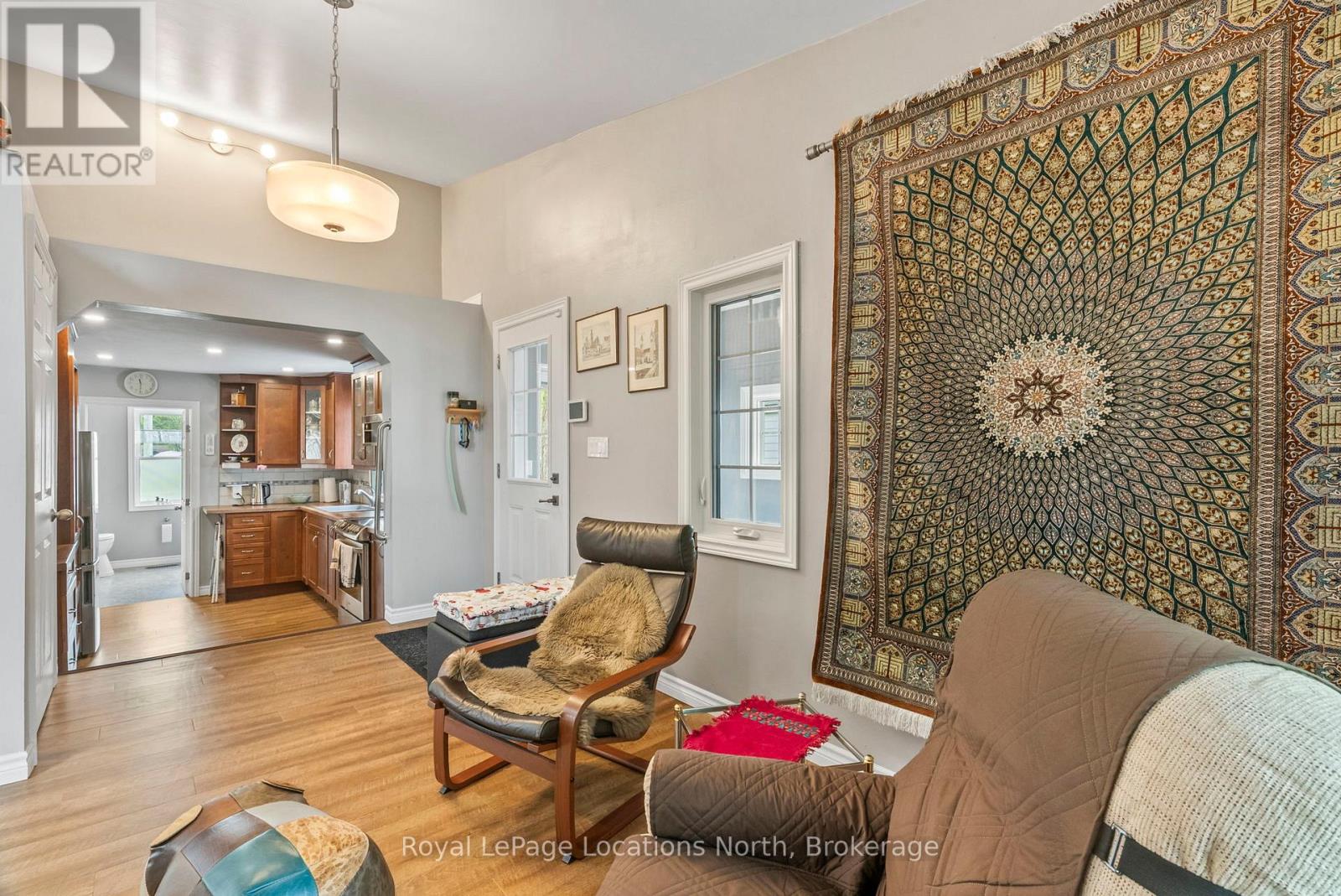 1071 6th Avenue W, Owen Sound, Ontario  N4K 5G8 - Photo 9 - X12158496