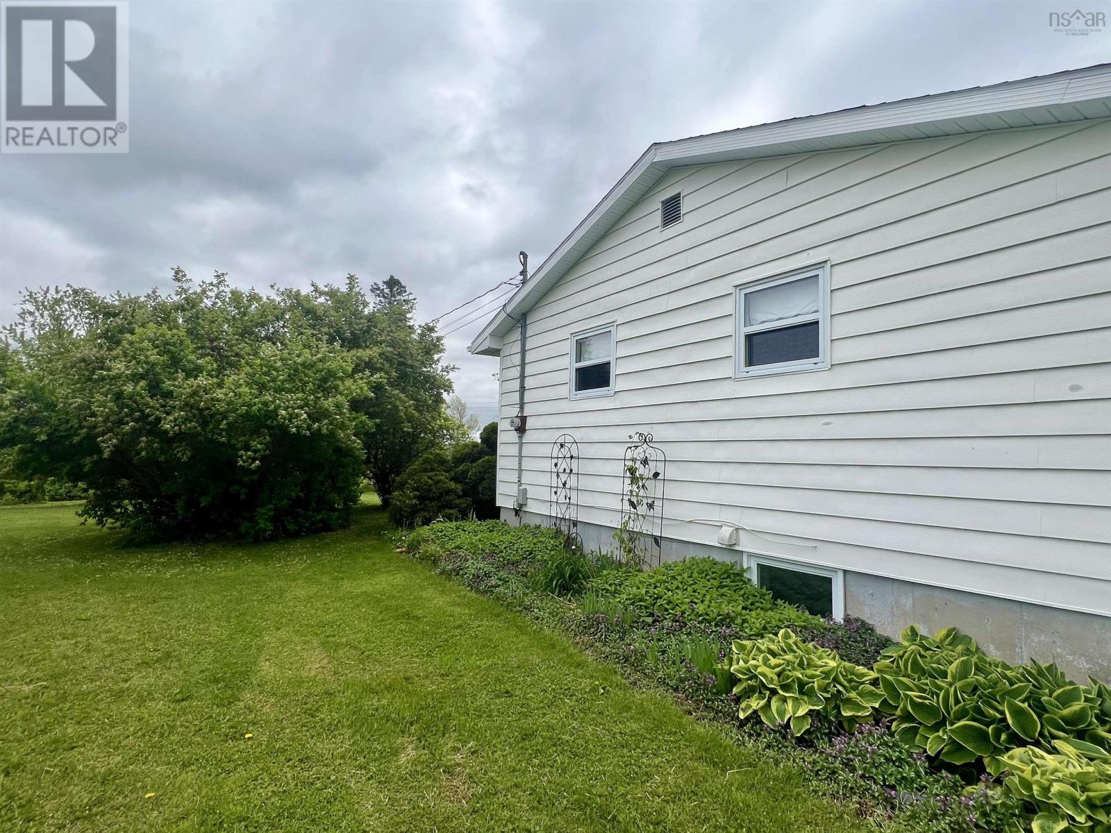 1951 Frasers Mountain Road, Frasers Mountain, Nova Scotia  B2H 5C4 - Photo 6 - 202511513