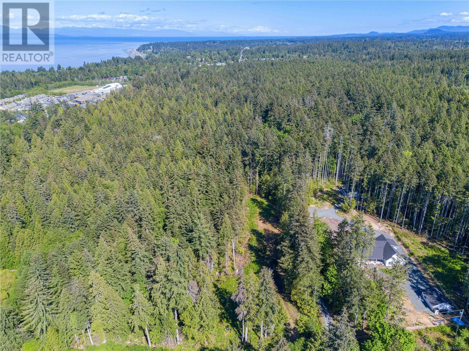 660 Fulmar Rd, Qualicum Beach, British Columbia  V0R 2T0 - Photo 13 - 1000078