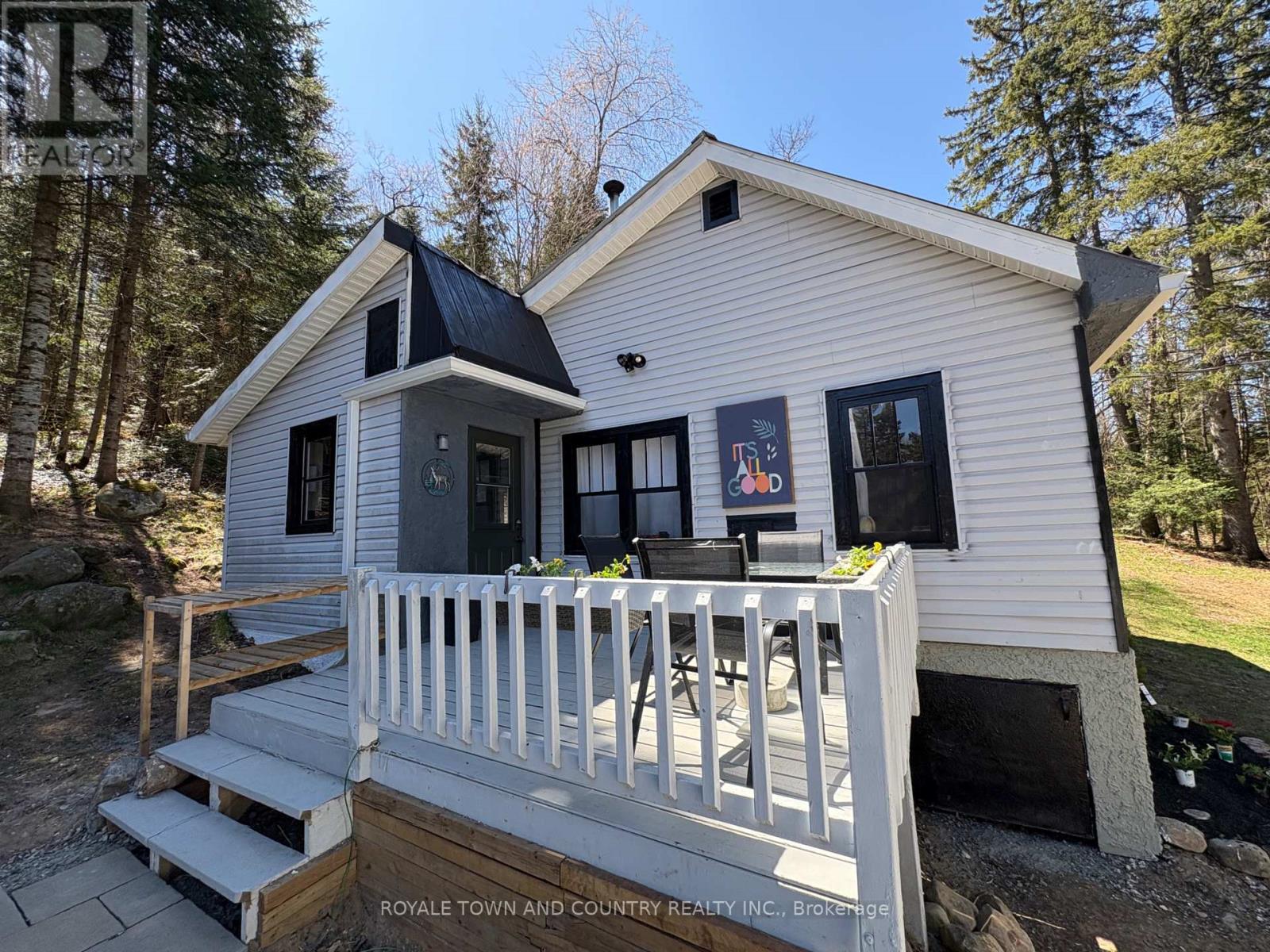 2094 592 Highway, Perry, Ontario P0A 1J0 - Photo 3 - X12158440