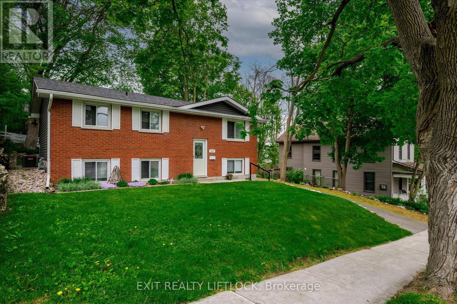 210 ANTRIM STREET, Peterborough Central, Ontario