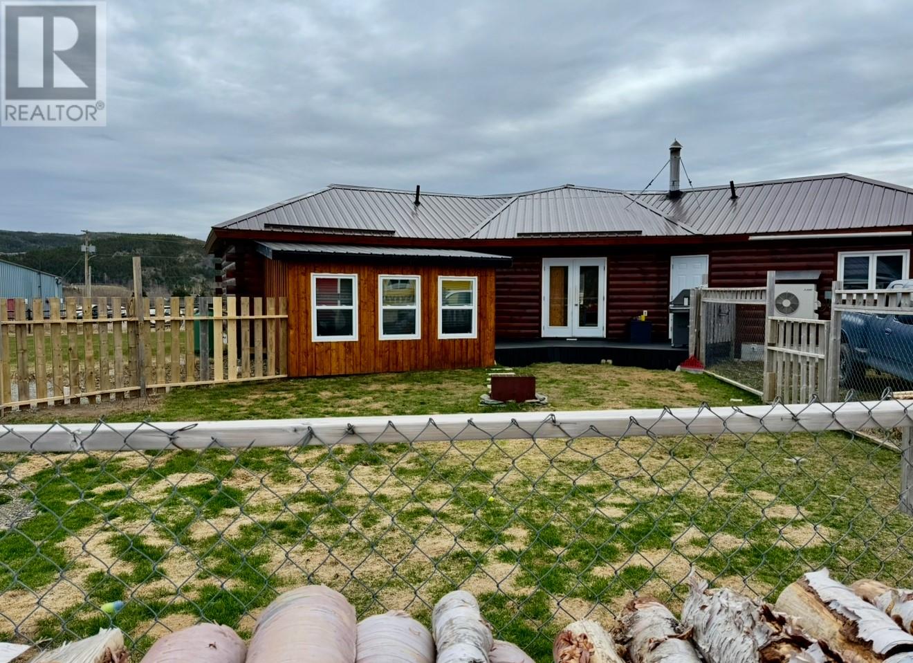 Property at 3A Stadium Road image 2
