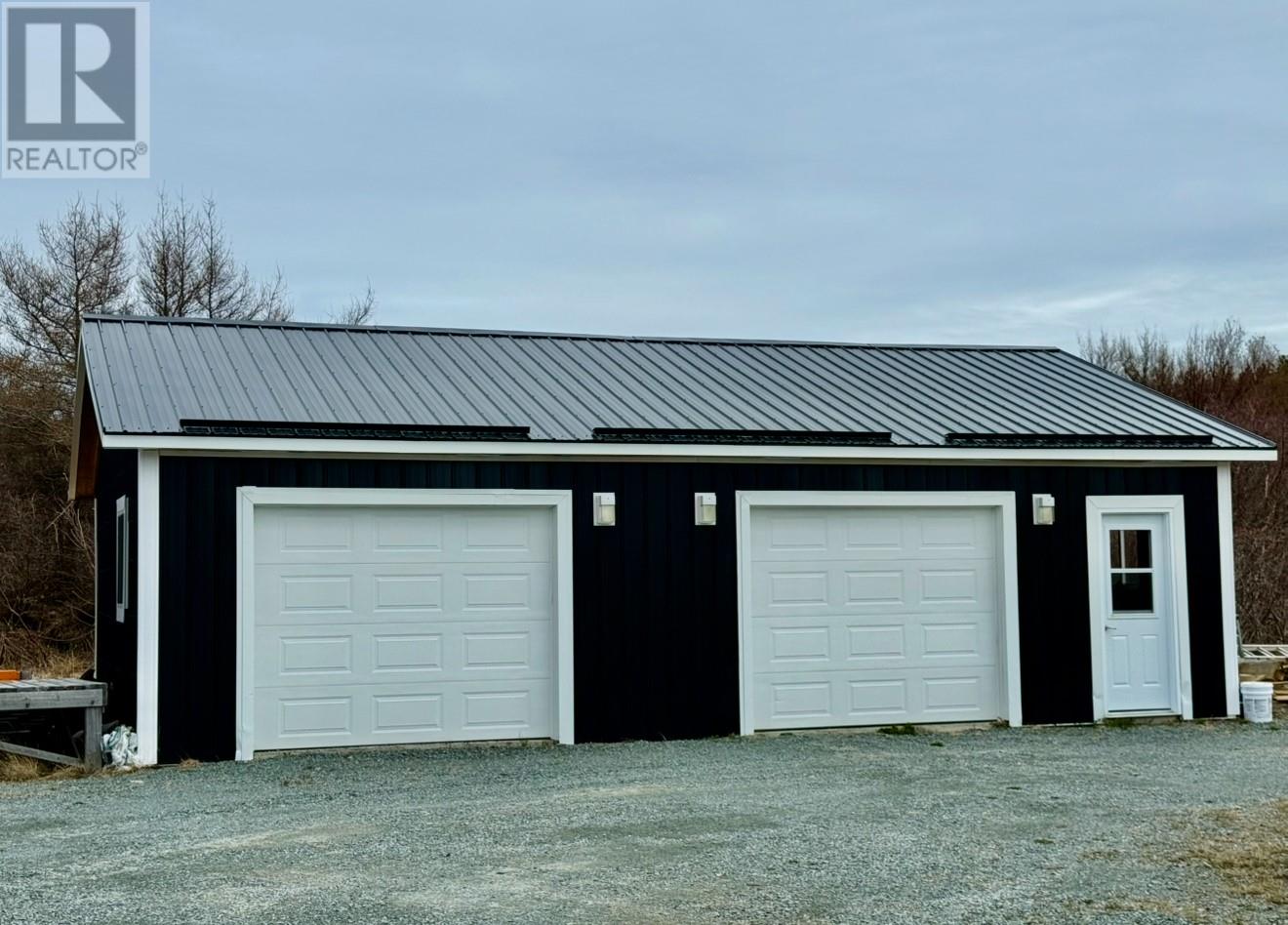 Property at 3A Stadium Road image 4