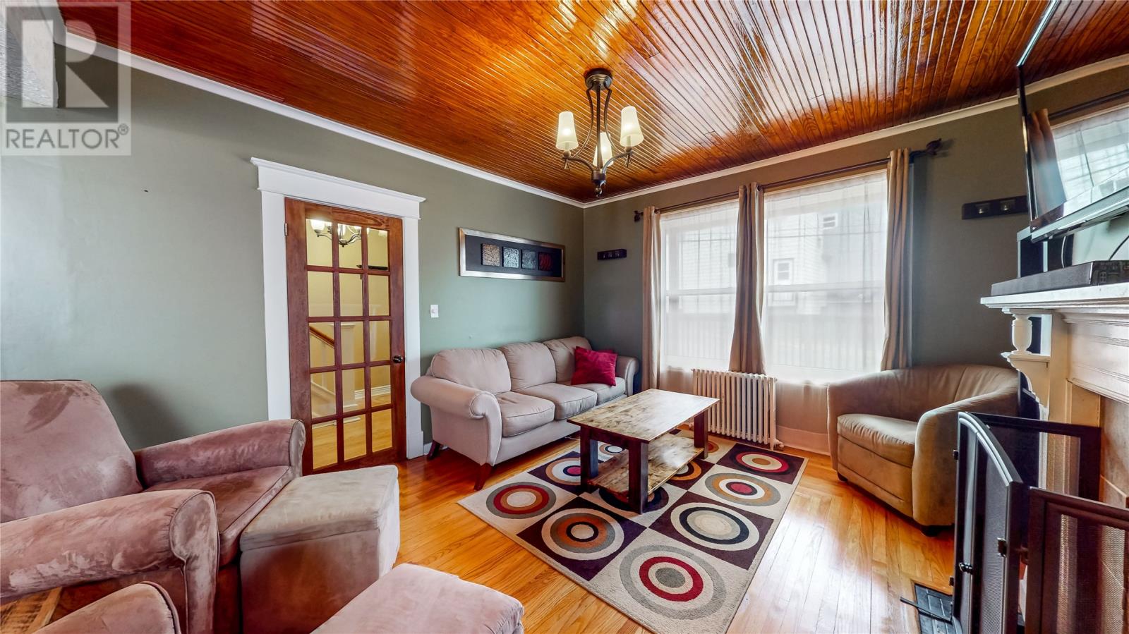 Property at 75 Leslie Street image 5