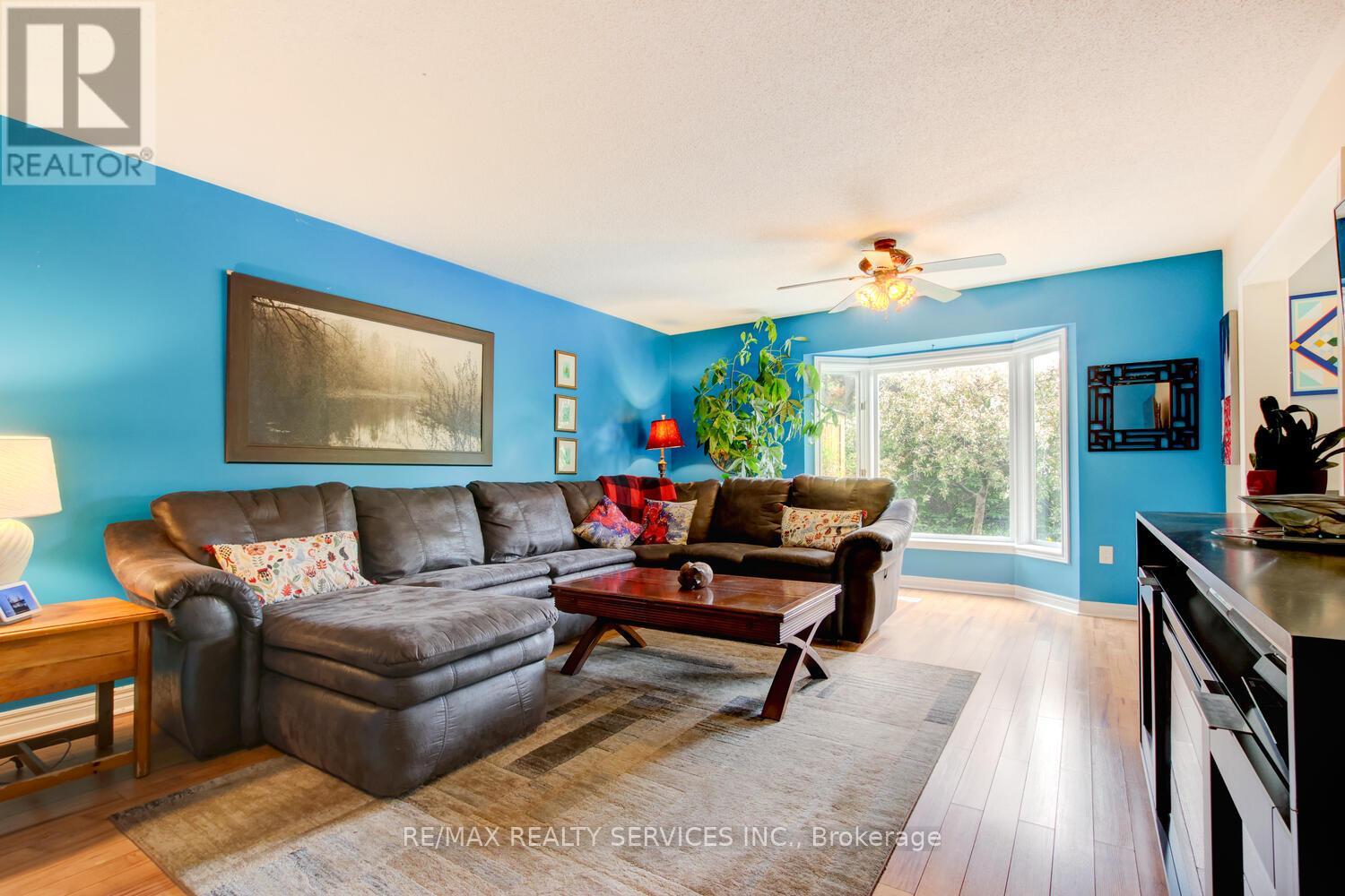 182 Pressed Brick Drive, Brampton, Ontario  L6V 4K6 - Photo 16 - W12158327