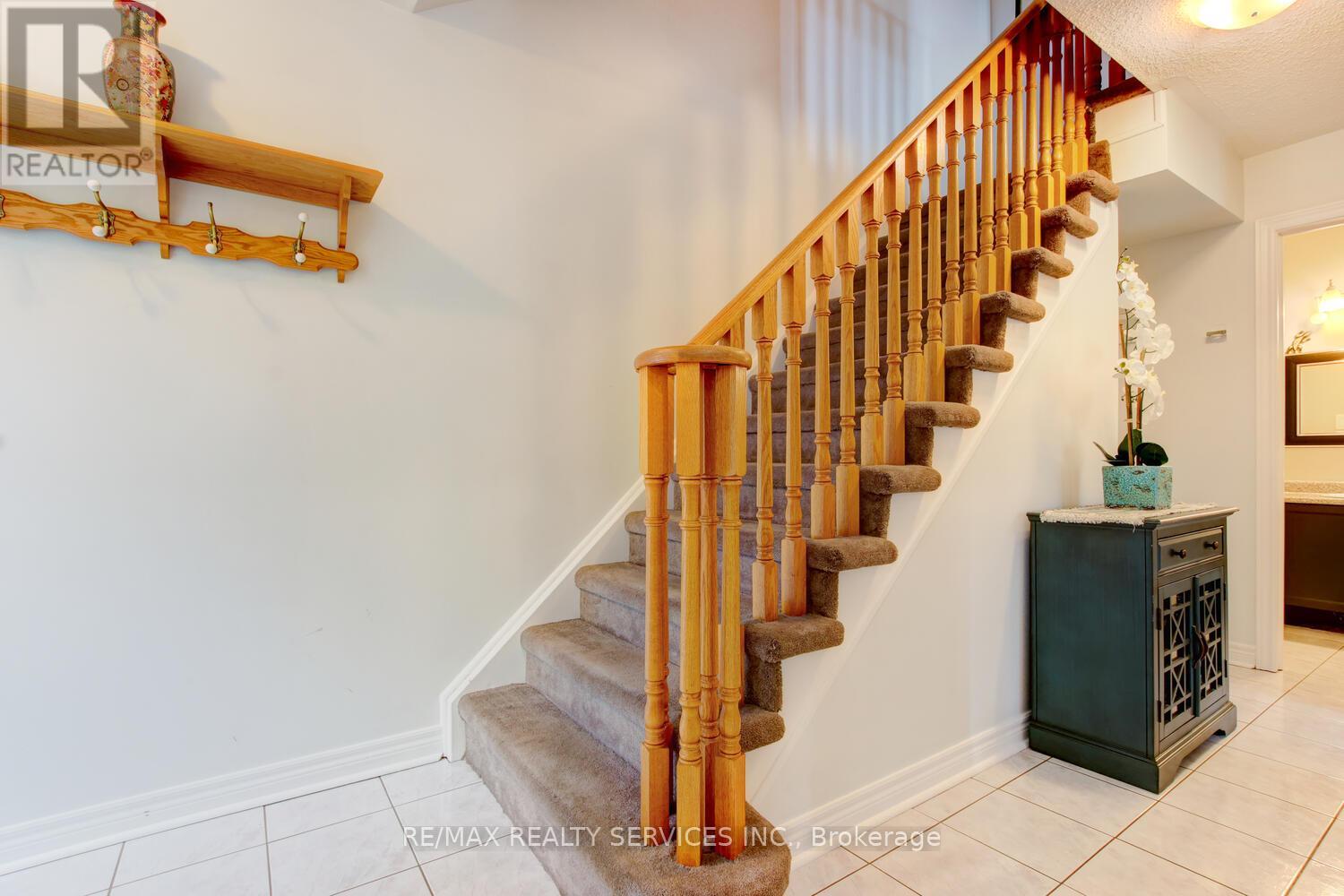 182 Pressed Brick Drive, Brampton, Ontario  L6V 4K6 - Photo 21 - W12158327