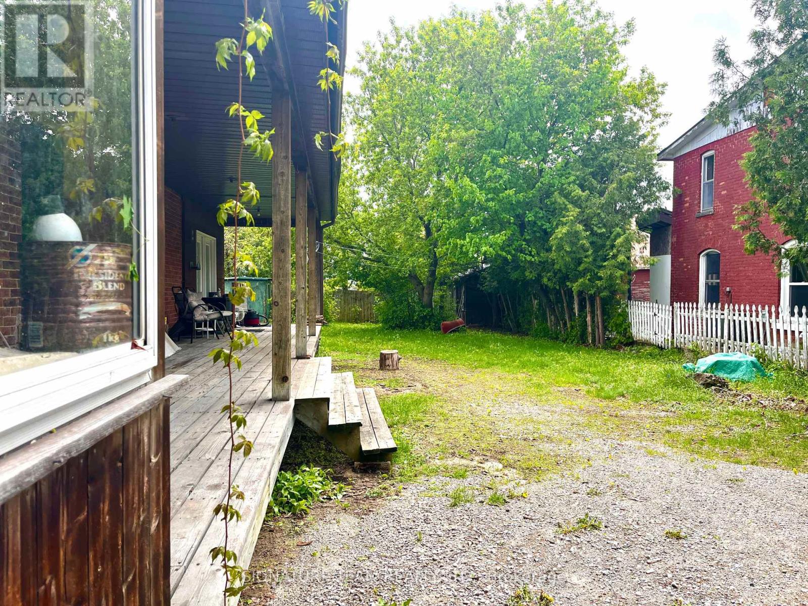 23 Main Street, Whitewater Region, Ontario  K0J 1K0 - Photo 5 - X12158454