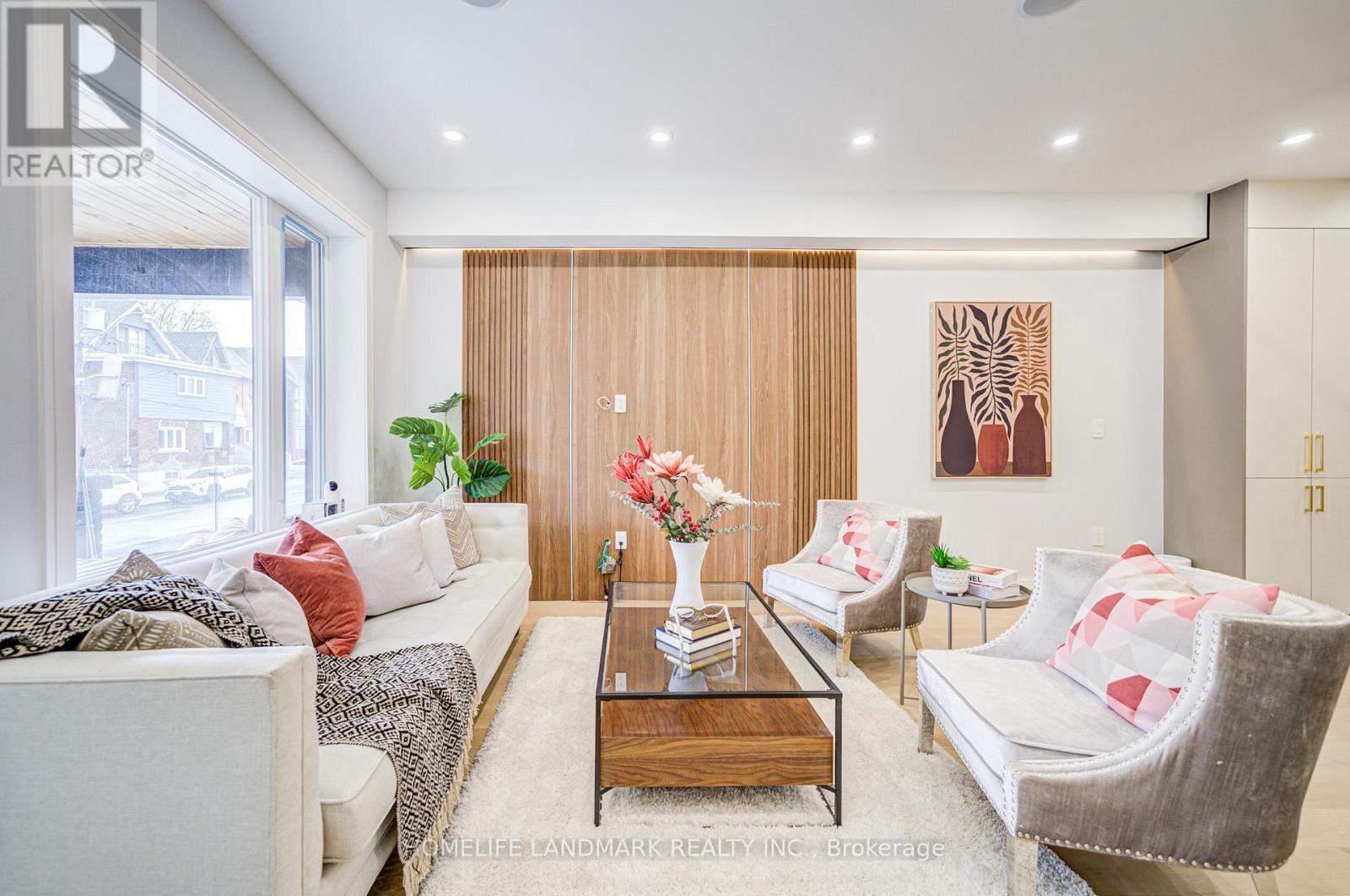 770 Pape Avenue, Toronto, Ontario  M4K 3S7 - Photo 4 - E12127052