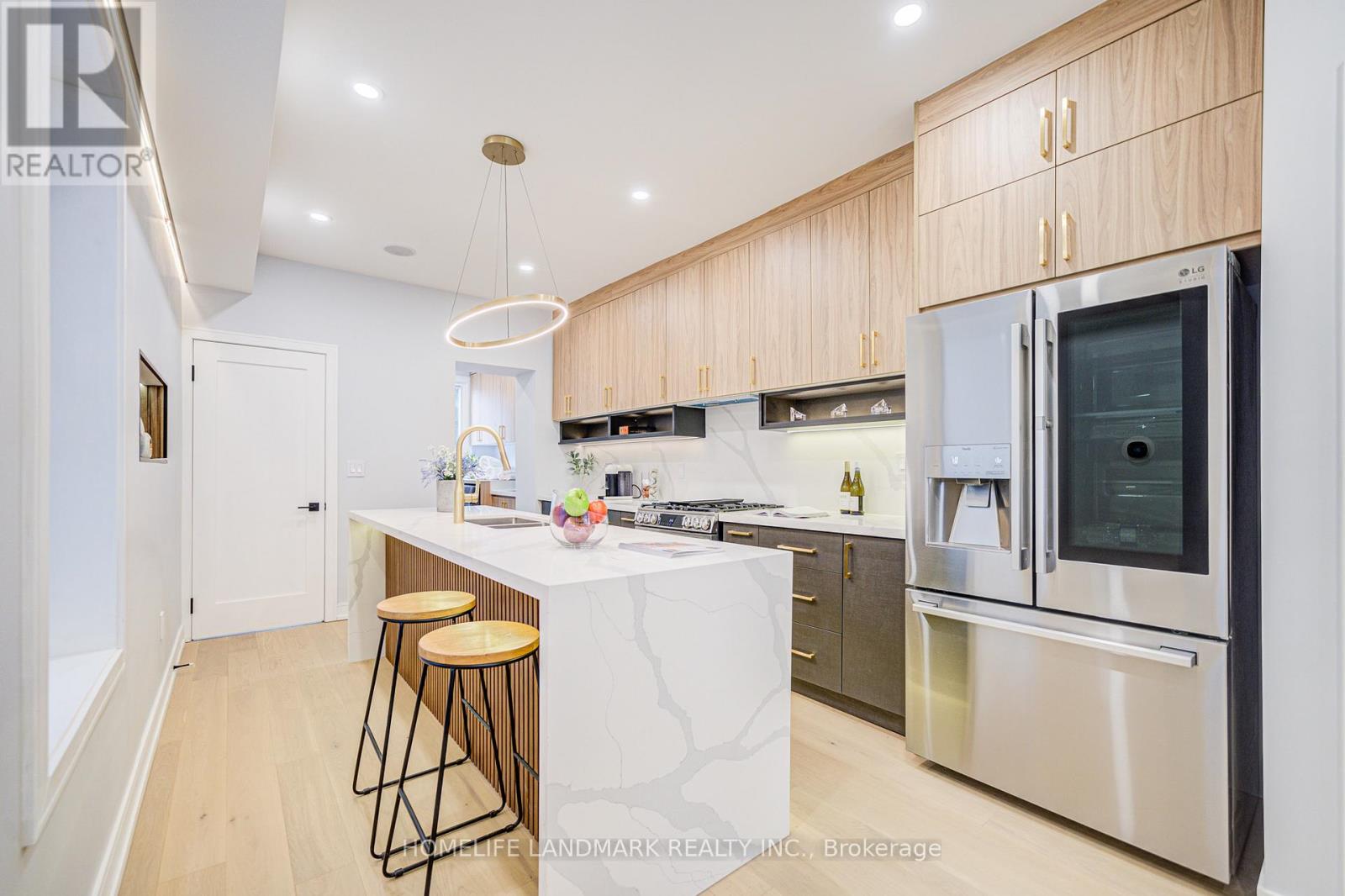 770 Pape Avenue, Toronto, Ontario  M4K 3S7 - Photo 9 - E12127052