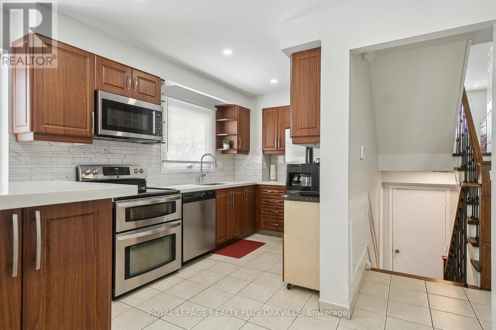 4177 Sunflower Drive, Mississauga, Ontario  L5L 2L4 - Photo 13 - W12158361