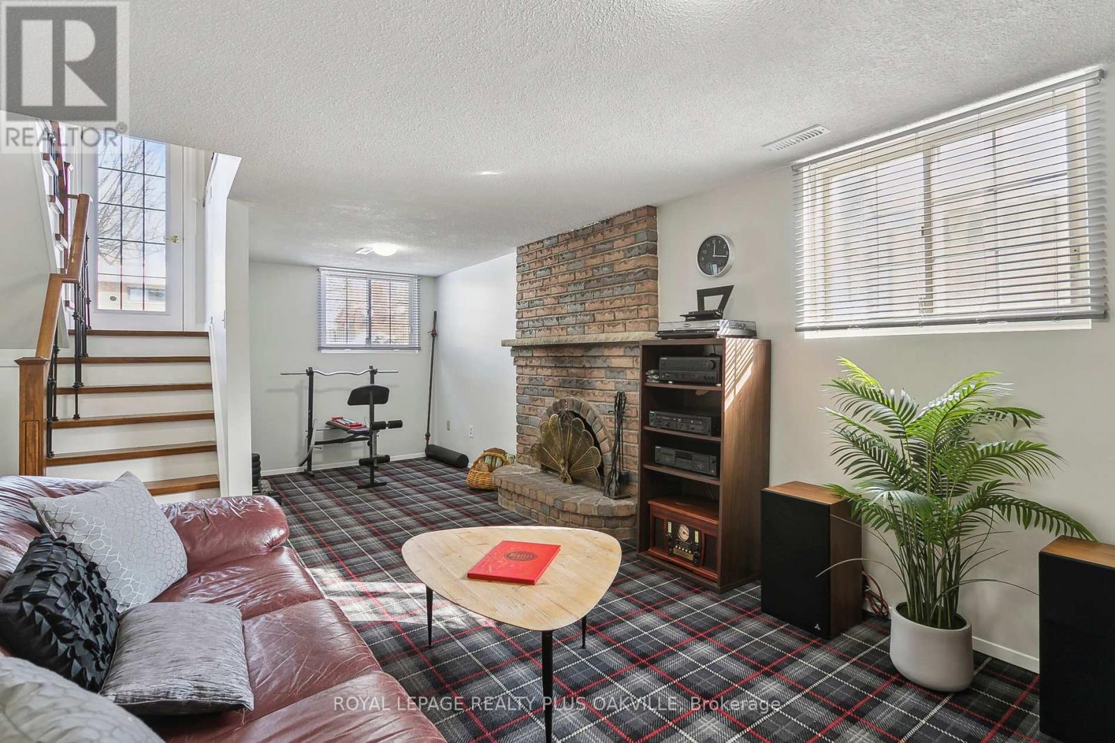 4177 Sunflower Drive, Mississauga (Erin Mills), Ontario  L5L 2L4 - Photo 40 - W12158361