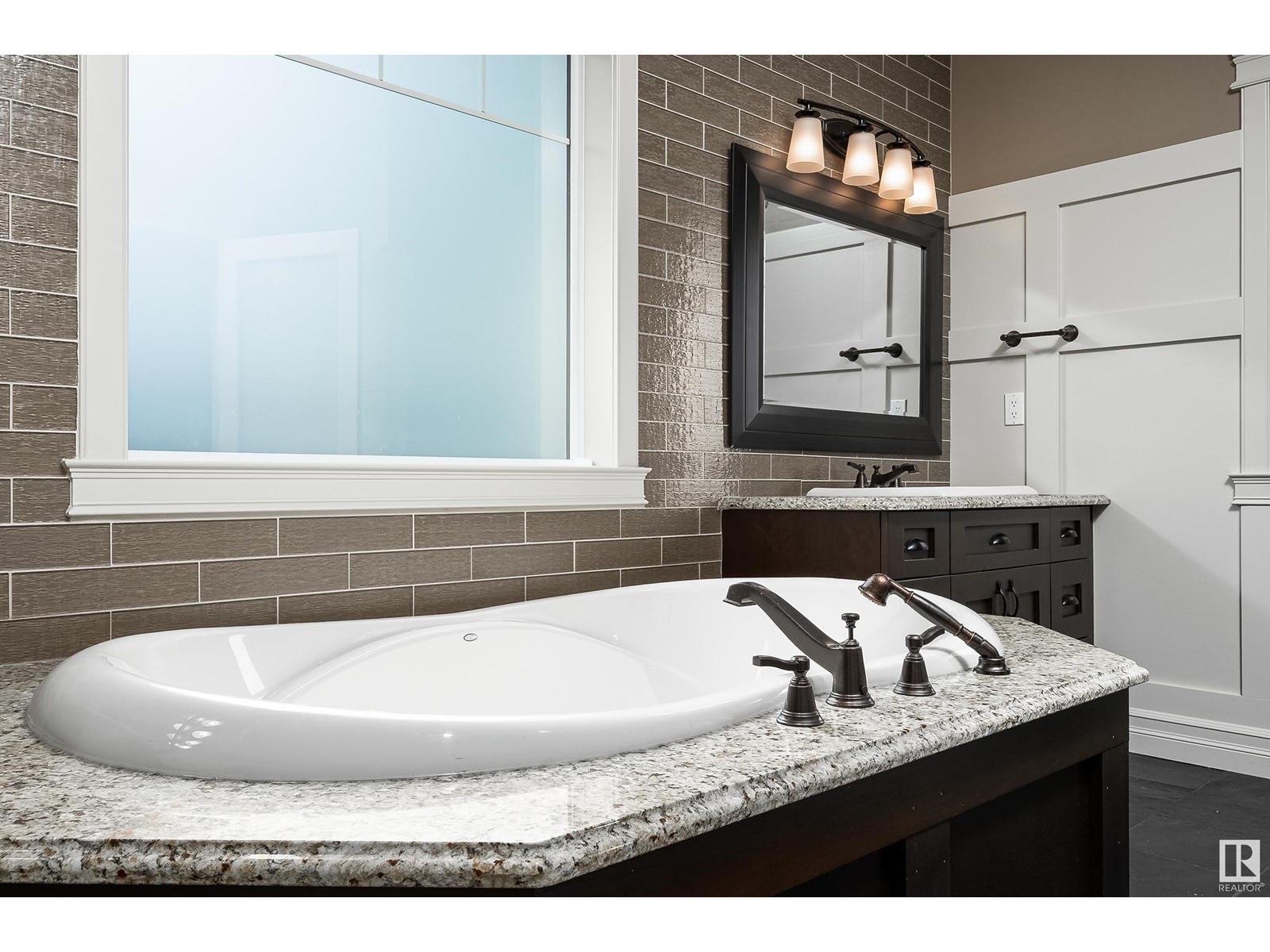 54313 Rge Road 11, Rural Sturgeon County, Alberta  T8R 0K7 - Photo 41 - E4437353