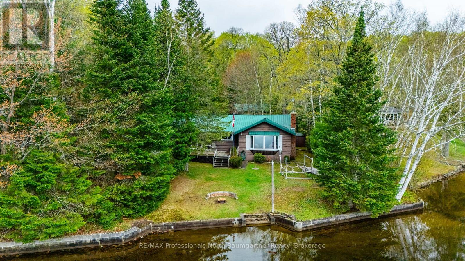 6258 HALIBURTON LAKE ROAD, Dysart et al, Ontario