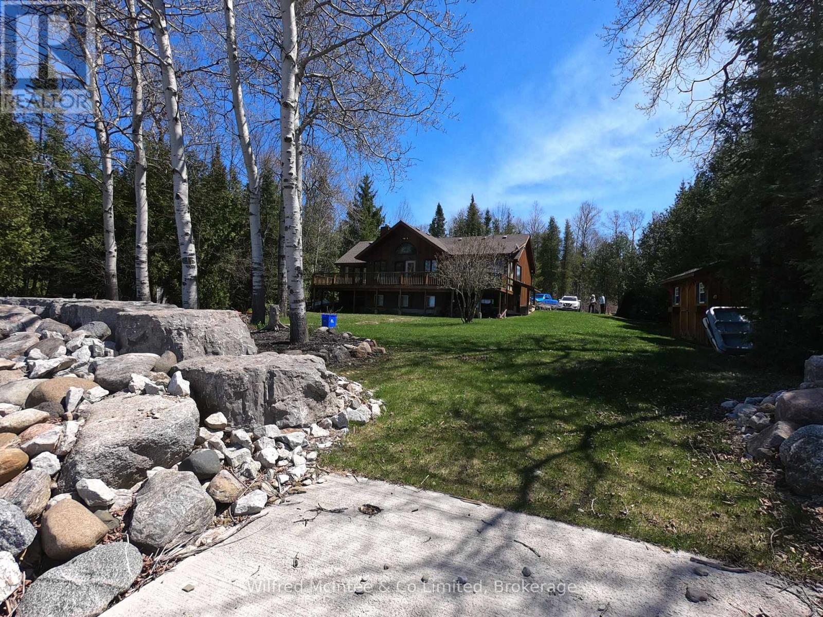 126 Buckingham Lane, Meaford, Ontario  N0H 1V0 - Photo 37 - X12134441