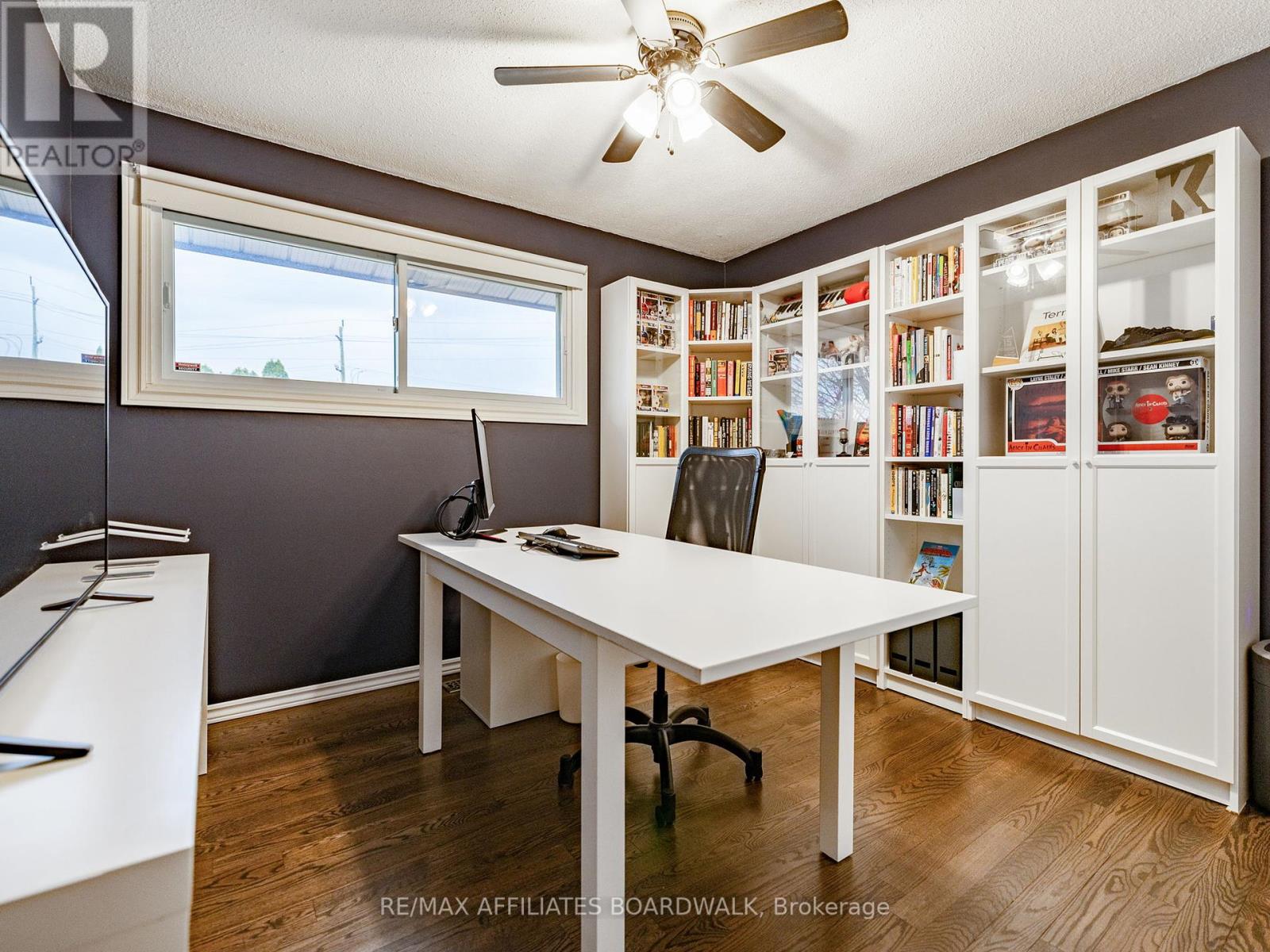 38 Nestow Drive, Ottawa, Ontario  K2G 3X8 - Photo 25 - X12118236