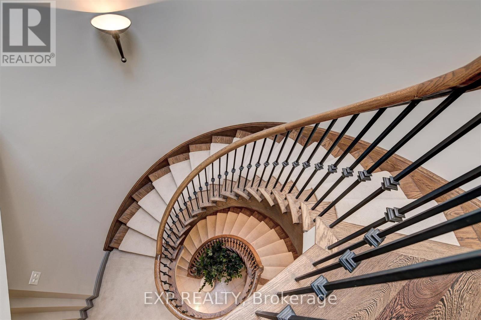 13 Balmoral Avenue, Toronto, Ontario  M4V 1J5 - Photo 29 - C12158446