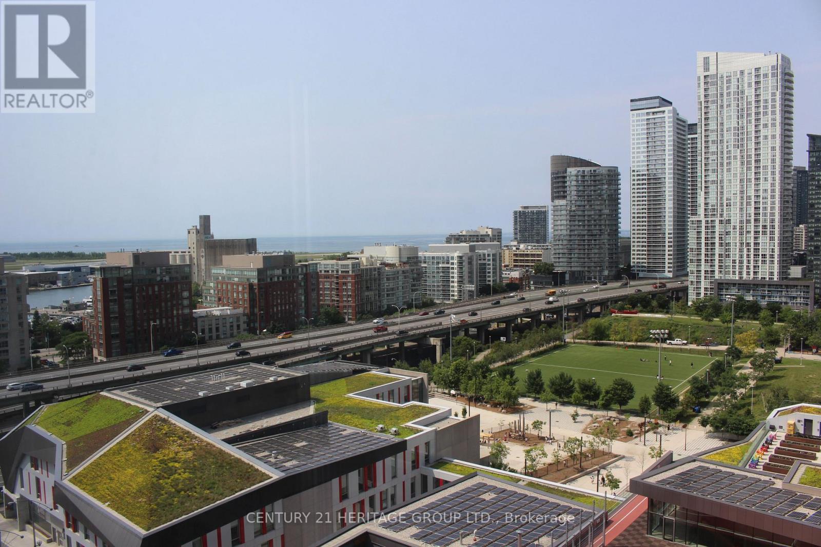 1802 - 15 Fort York Boulevard, Toronto (Waterfront Communities), Ontario  M5V 3Y4 - Photo 5 - C12158497