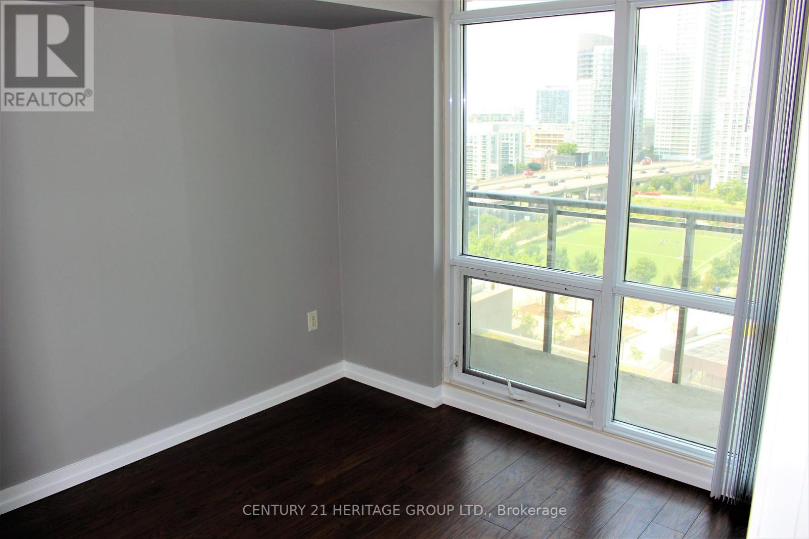 1802 - 15 Fort York Boulevard, Toronto (Waterfront Communities), Ontario  M5V 3Y4 - Photo 7 - C12158497