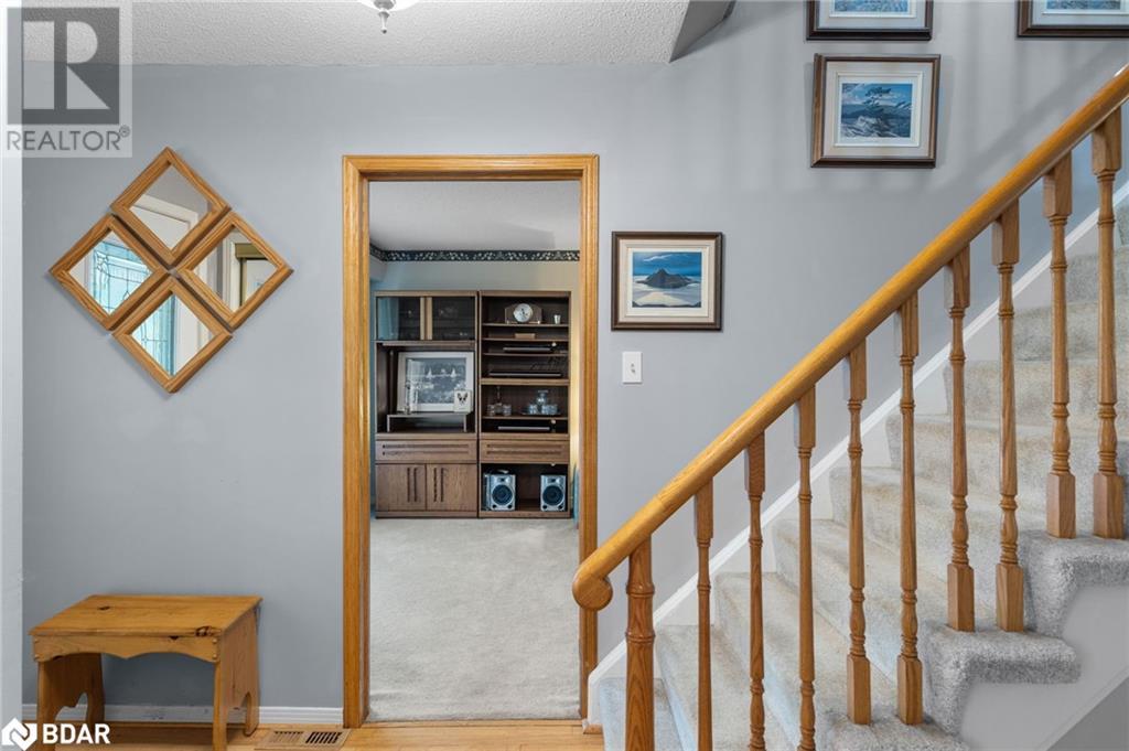 39 Grandview Crescent, Oro-Medonte, Ontario  L0L 2E0 - Photo 5 - 40730091