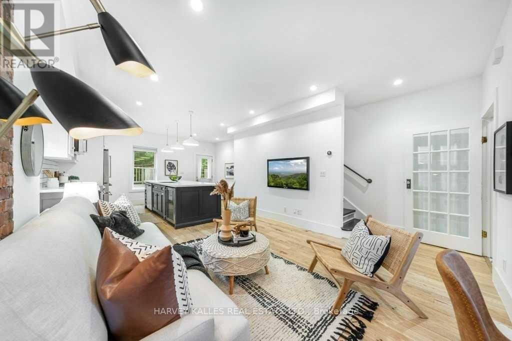 58 Myrtle Avenue, Toronto, Ontario  M4M 2A2 - Photo 14 - E12158457
