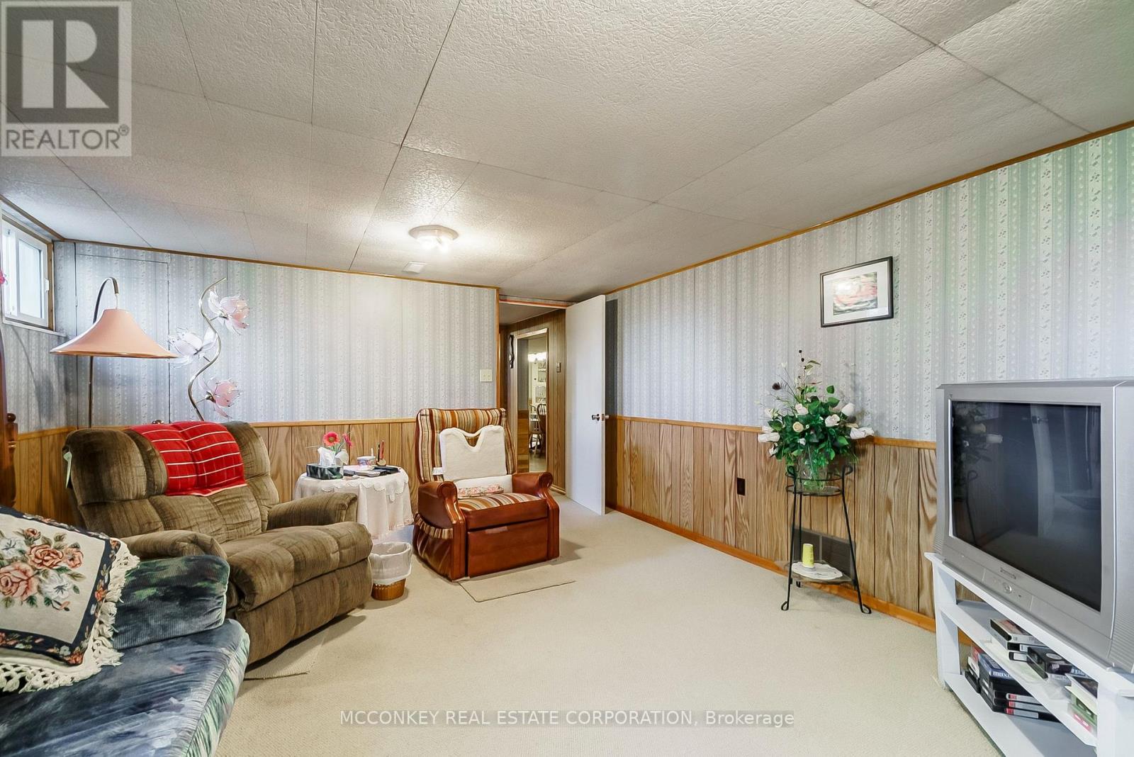 3977 Wallace Point Road, Otonabee-South Monaghan, Ontario  K9J 6Y3 - Photo 38 - X12158611