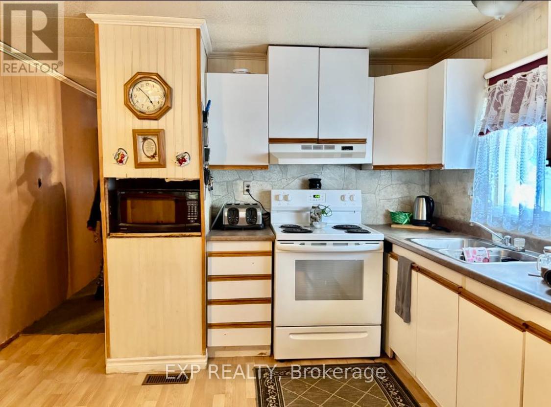 155 Dawson Road, South Algonquin, Ontario  K0J 2C0 - Photo 14 - X12046844