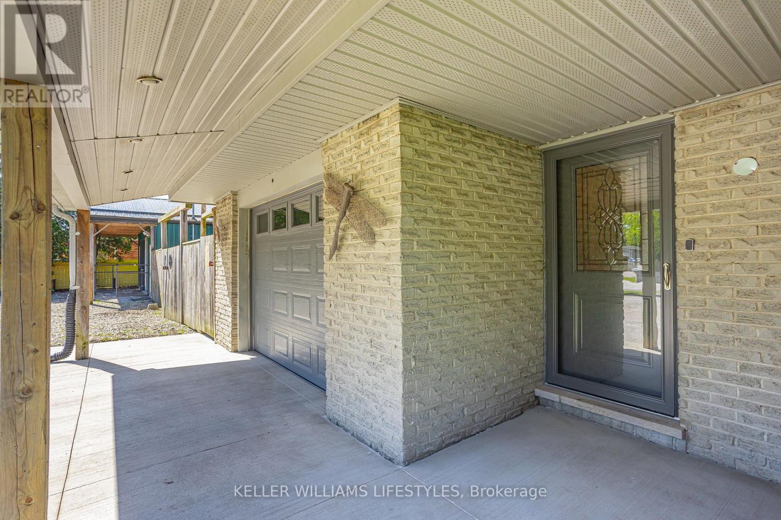 3 East Williams Street, North Middlesex (Nairn), Ontario  N0M 1A0 - Photo 36 - X12158539