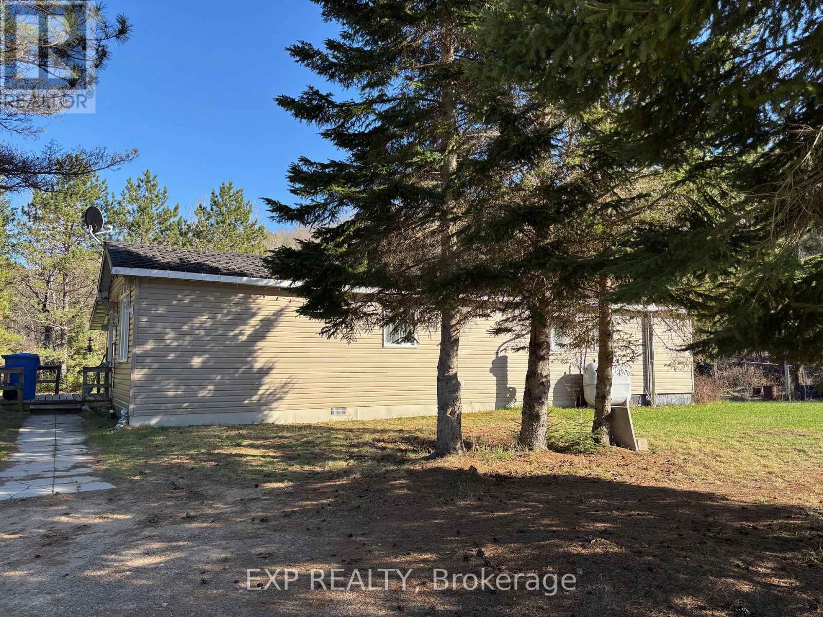 155 Dawson Road, South Algonquin, Ontario  K0J 2C0 - Photo 3 - X12046844