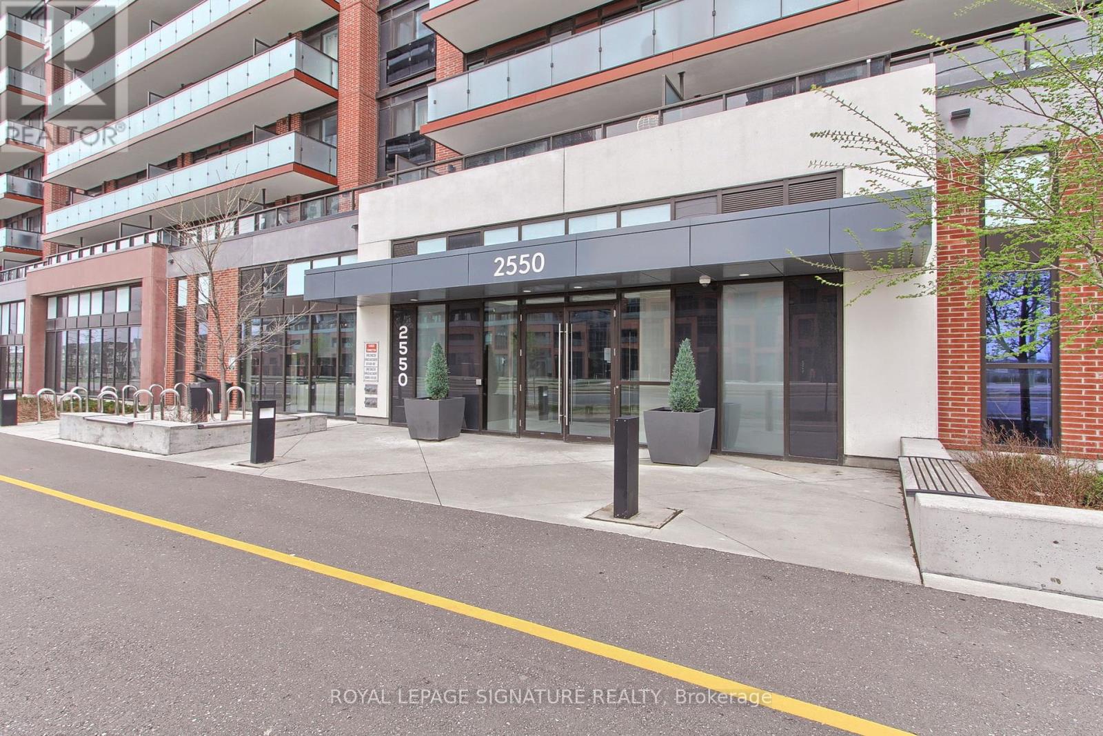Property at 1413 - 2550 SIMCOE STREET N image 3