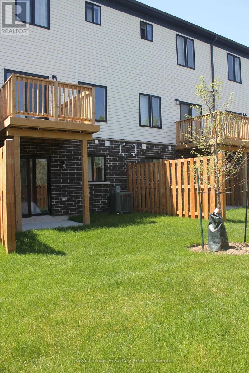 5 Sora Lane, Guelph, Ontario  N1E 0T4 - Photo 18 - X12108926