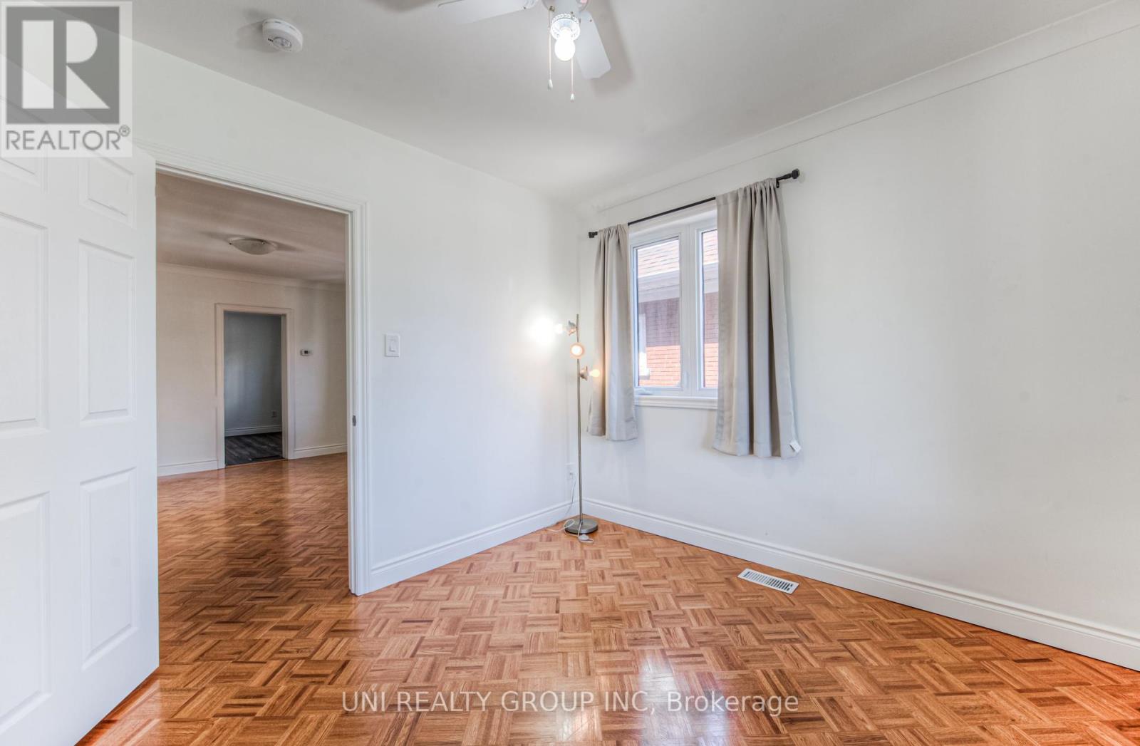 251 Margaret Avenue, Kitchener, Ontario  N2H 4J6 - Photo 21 - X12158575