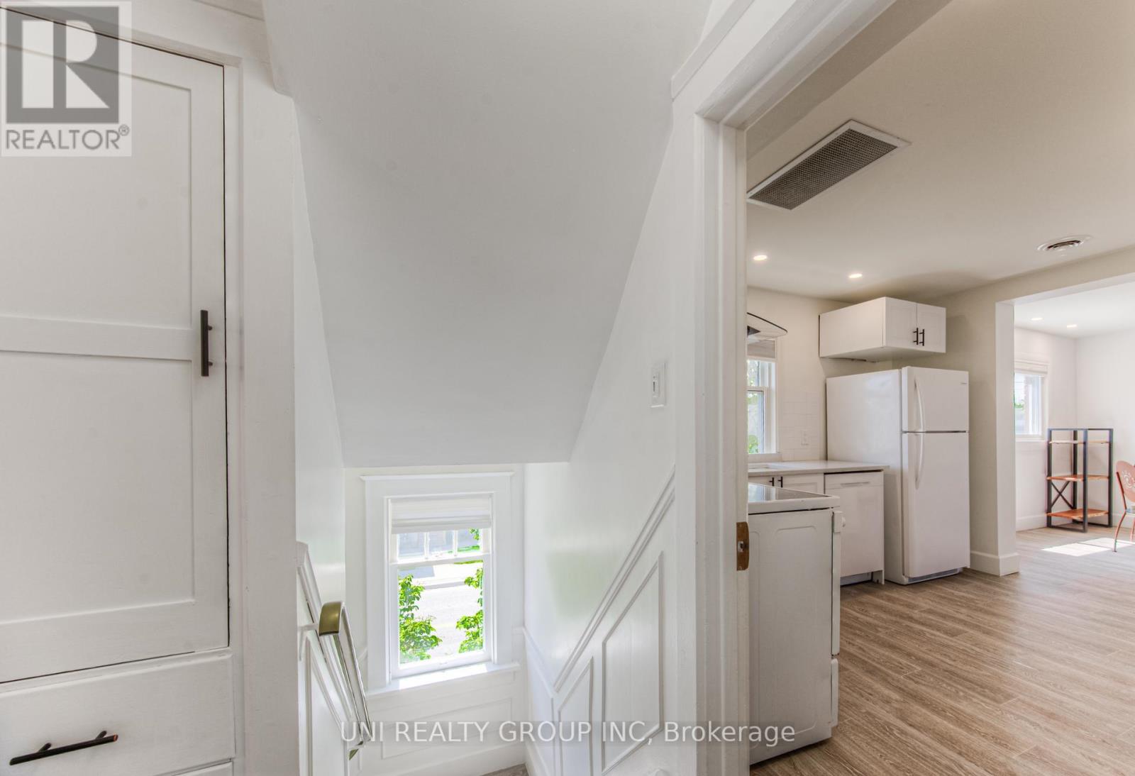 251 Margaret Avenue, Kitchener, Ontario  N2H 4J6 - Photo 25 - X12158575