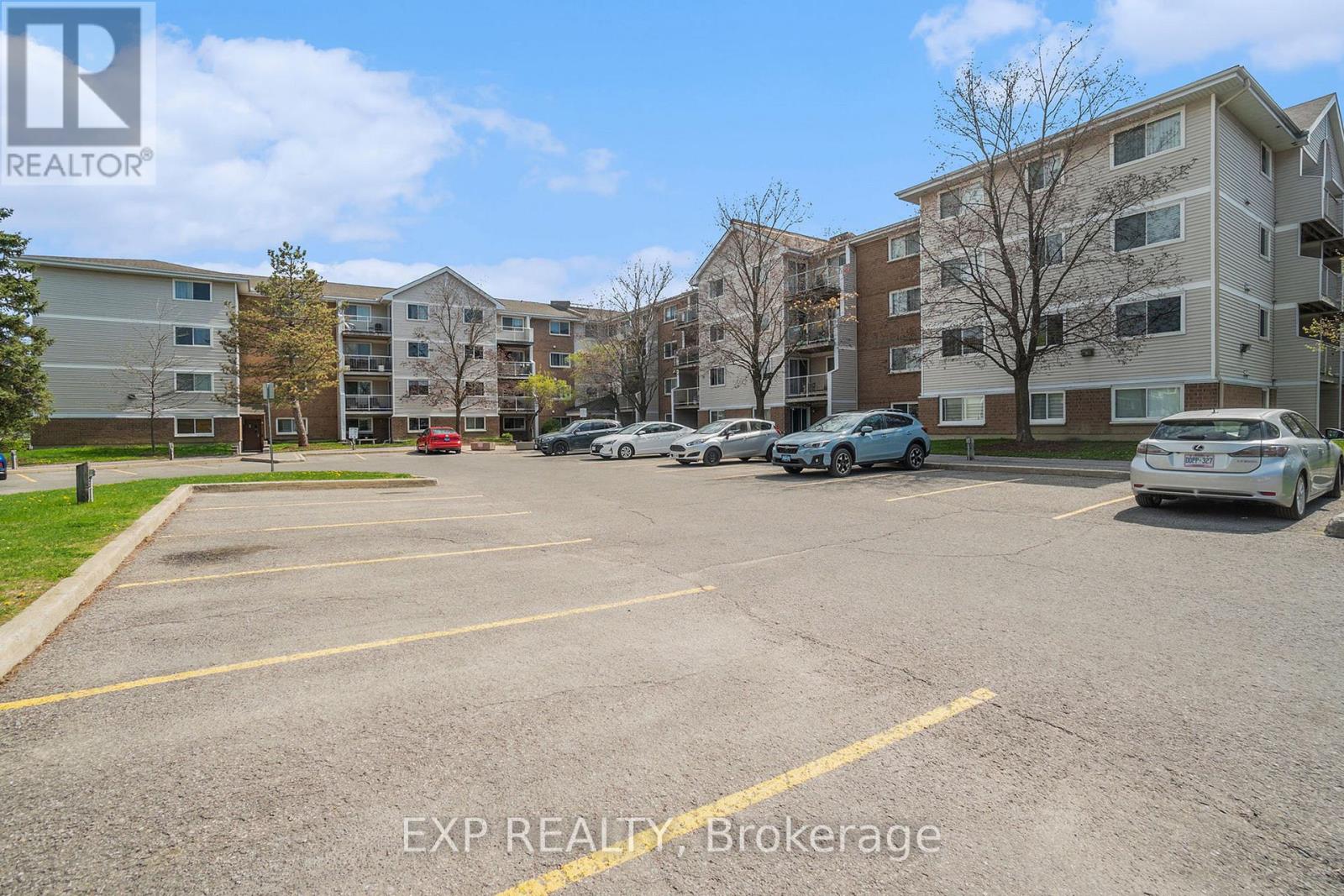 Property at 210 - 280 BRITTANY DRIVE image 5
