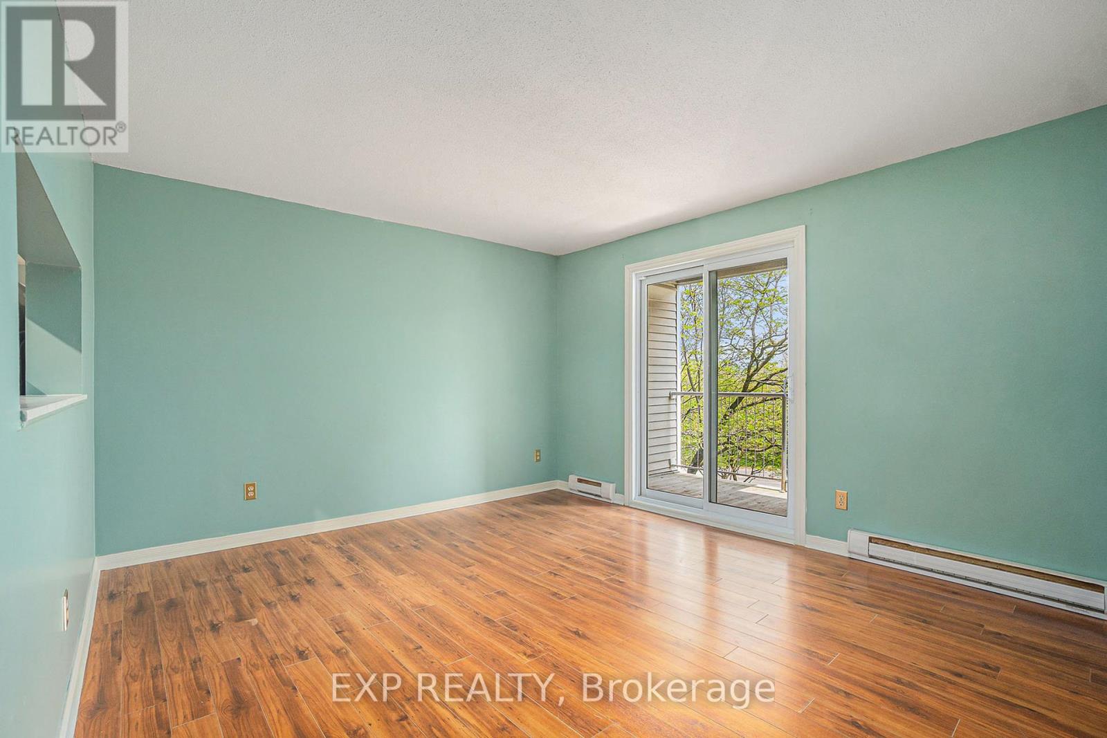 210 - 280 Brittany Drive, Ottawa, Ontario  K1K 4M4 - Photo 8 - X12158579