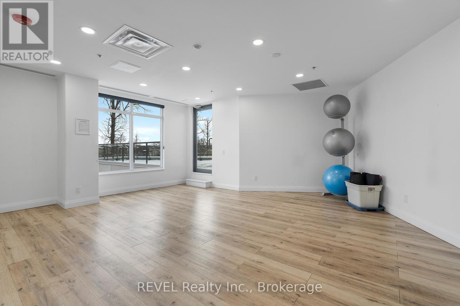 704 - 7711 Green Vista Gate, Niagara Falls, Ontario  L2G 0Y9 - Photo 44 - X12151041
