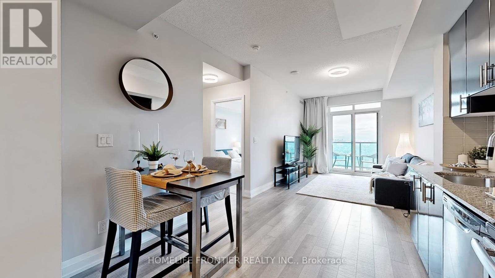 2528 - 7161 Yonge Street, Markham, Ontario  L3T 0C8 - Photo 16 - N12158438